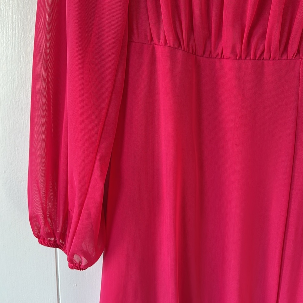 Hot pink dress - Picture 3 of 8